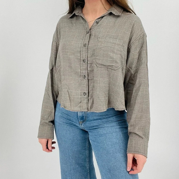 ae plaid academia button down boxy top size m - Picture 1 of 8